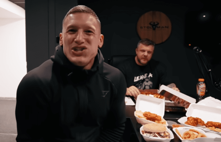 What Happens When a Bodybuilder Swaps Diets With A Strongman (12,000 calories)