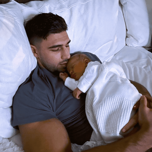molly-mae gives birth