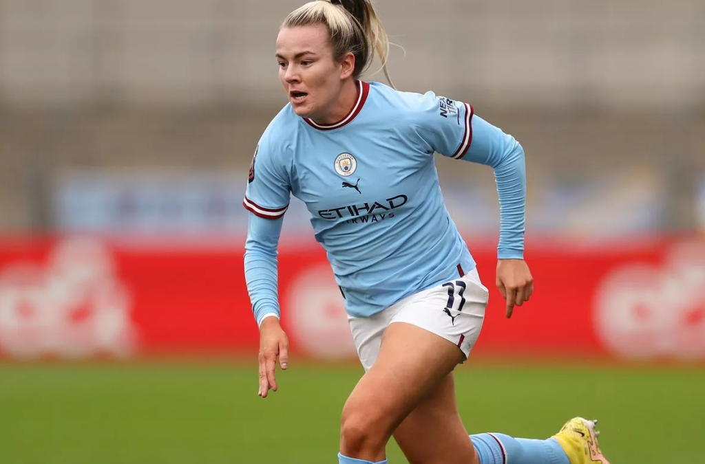 lauren hemp women's football star