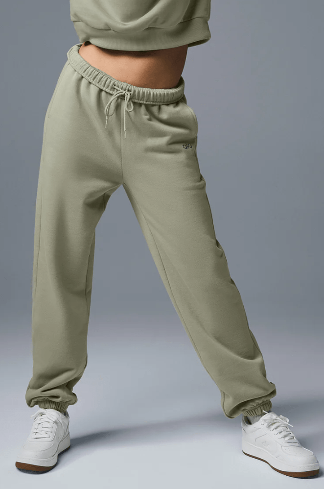 Alo Yoga Accolade Sweatpant