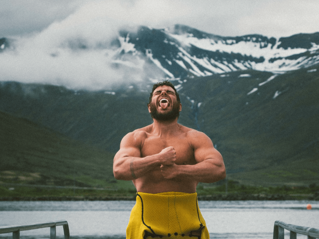 Ross Edgley Sets a New World First