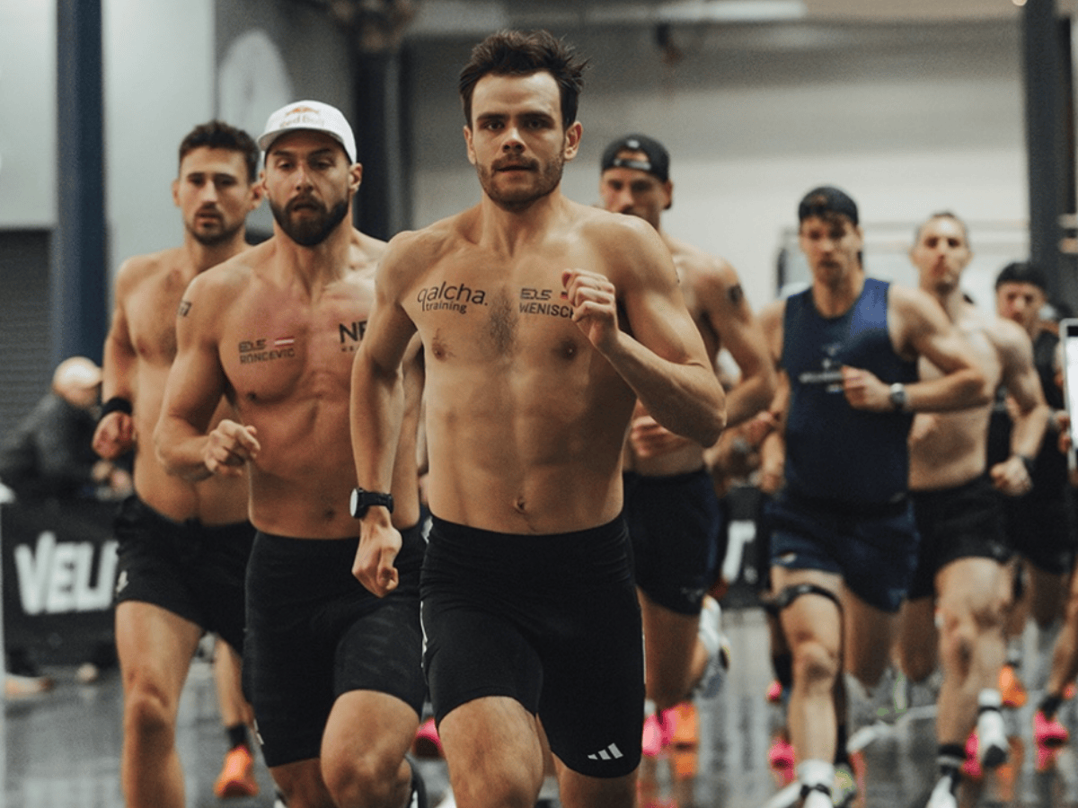 Tim Wenisch and Alexander Rončević lead the chasing pack